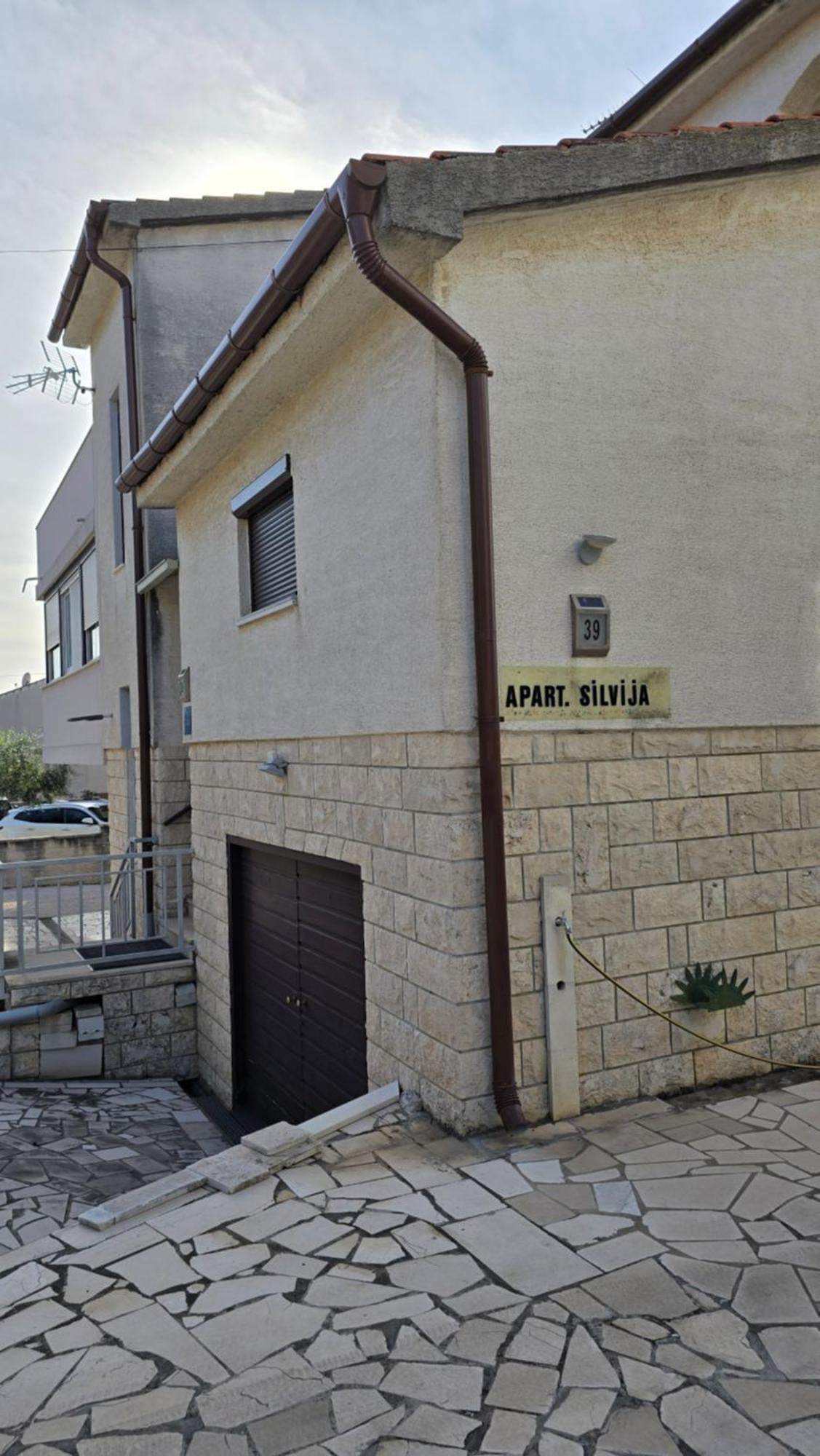 Ap Silvija Apartment Zadar Bagian luar foto