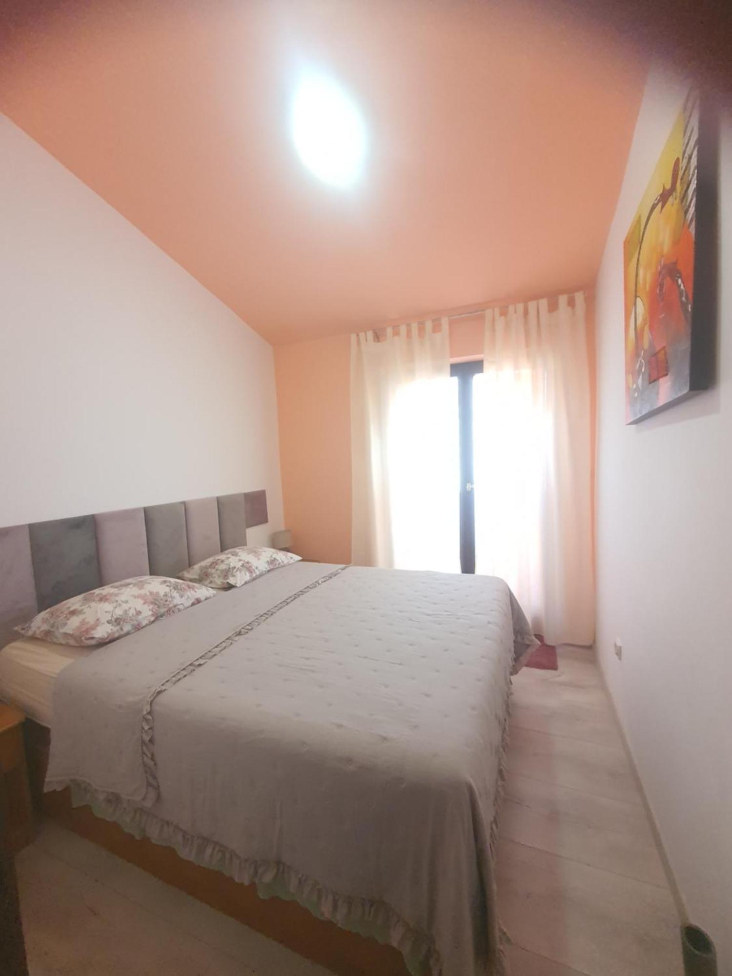 Ap Silvija Apartment Zadar Bagian luar foto