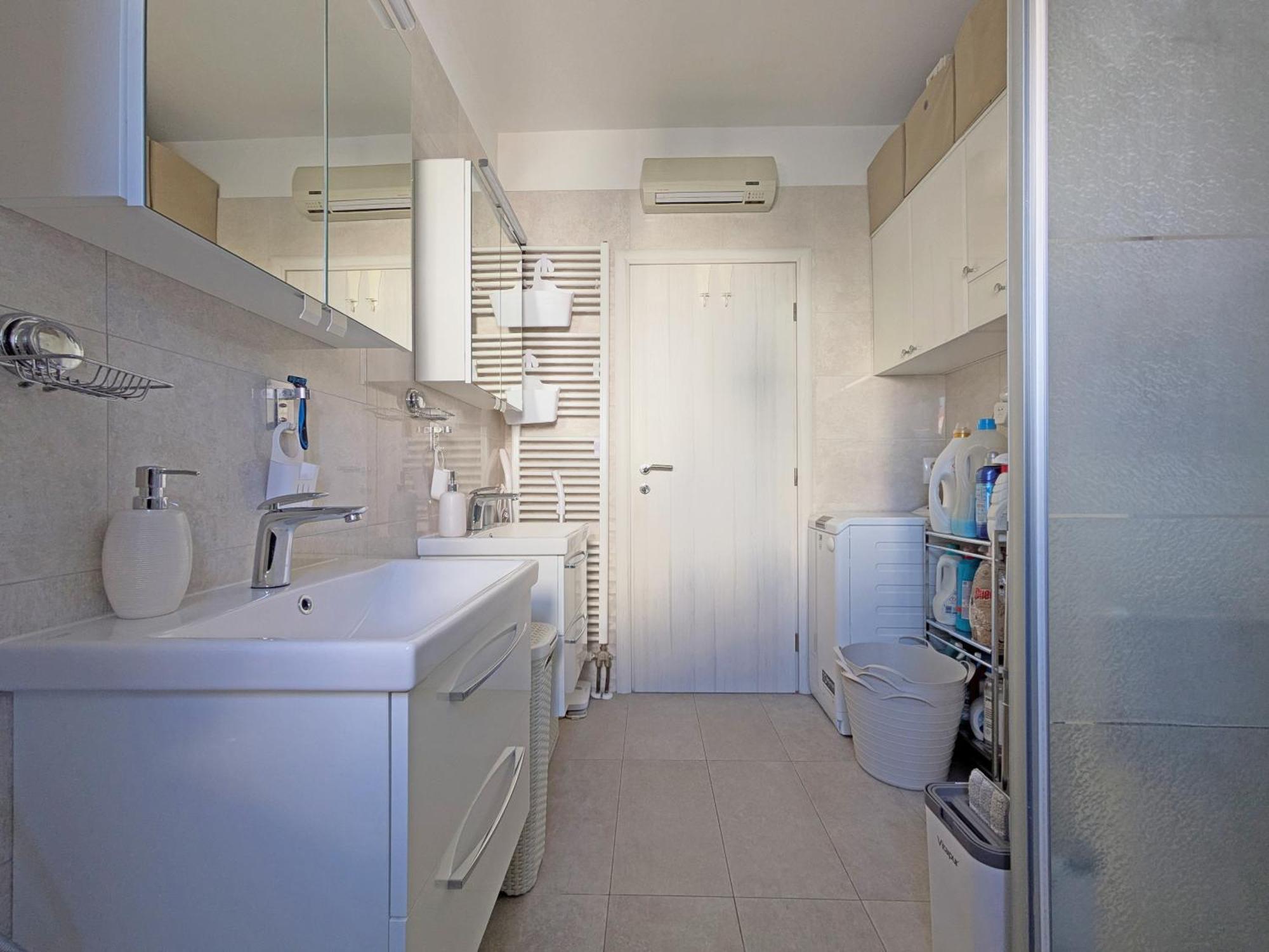 Ap Silvija Apartment Zadar Bagian luar foto