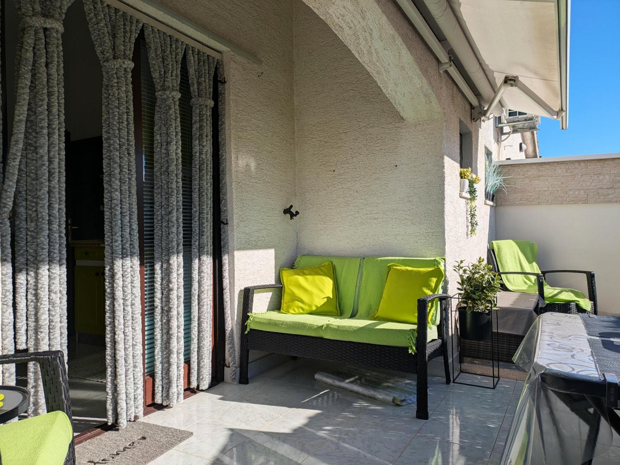 Ap Silvija Apartment Zadar Bagian luar foto